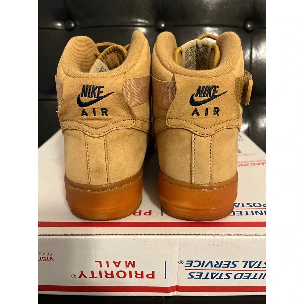 Nike Air Force 1 High Wheat Flax Suede Gum Sole Sneakers 807617-200 Womens 8.5